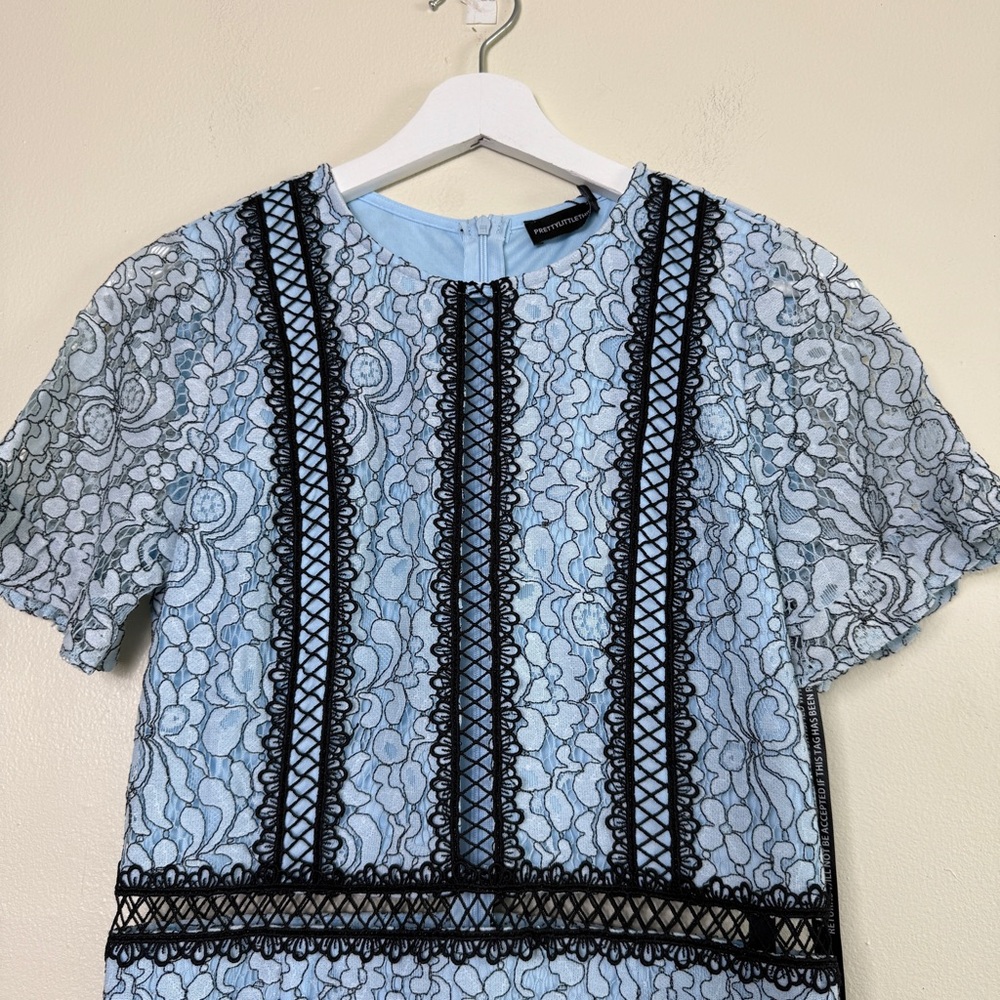 PrettyLittleThing Women’s Dusty Blue Lace Ruffle‎ Detail Midi Dress Size 8 New - Picture 6 of 15